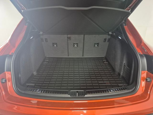 Used 2022 Porsche Macan S AWD/4WD image 13
