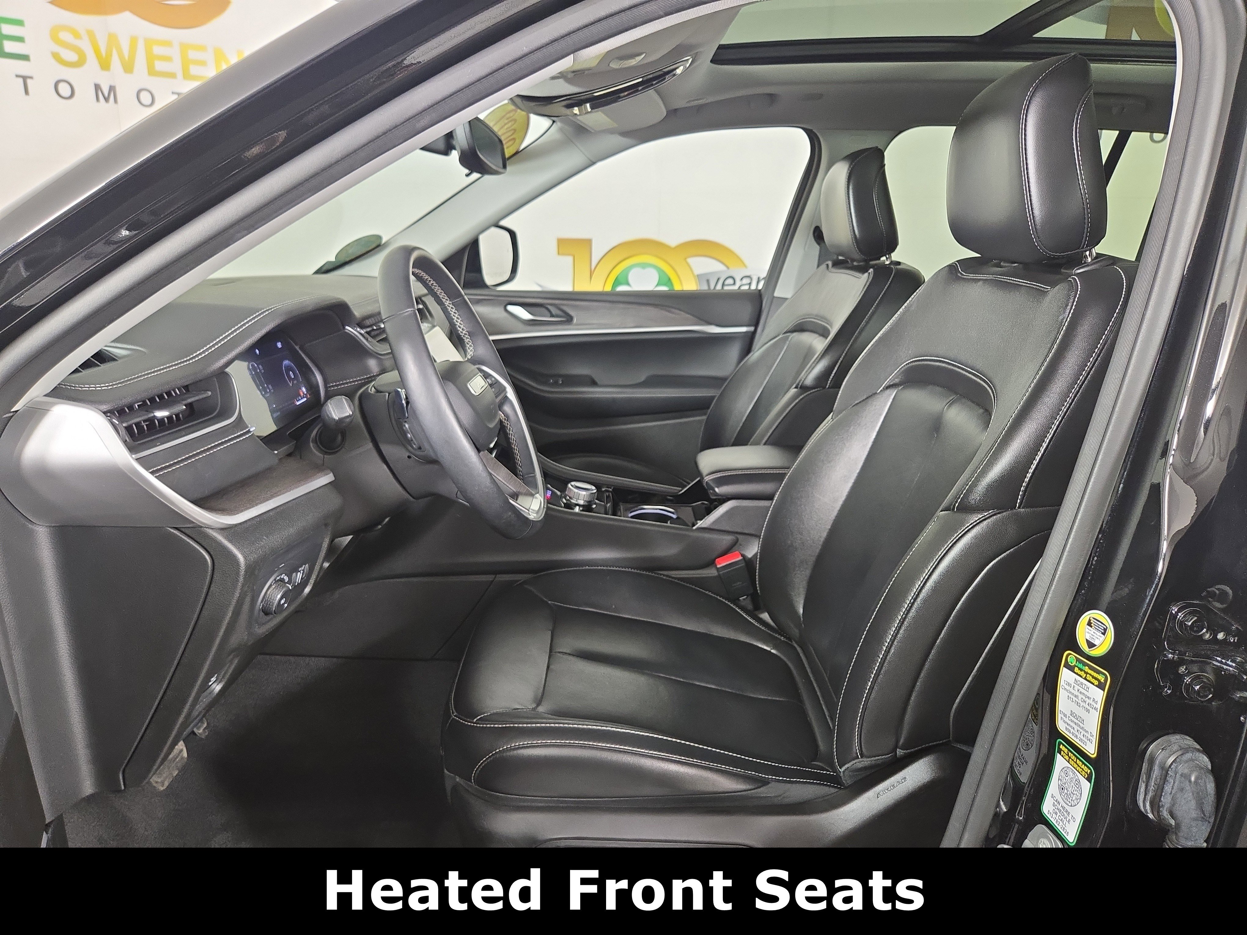 Used 2022 Jeep Grand Cherokee Limited AWD/4WD image 11