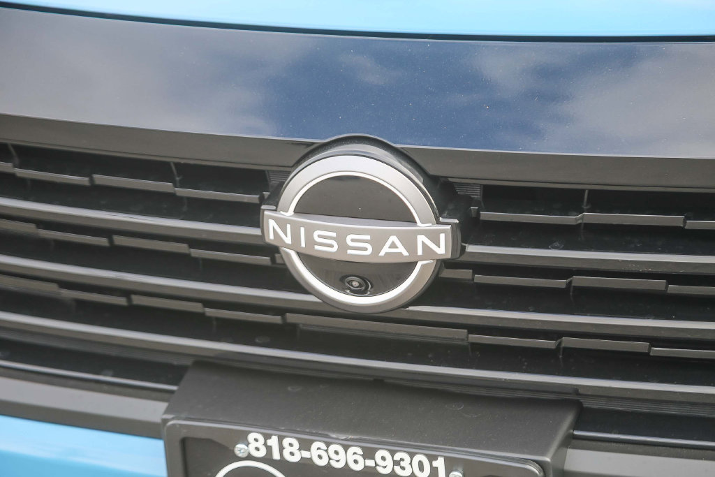 New 2026 Nissan Kicks SR FWD image 5