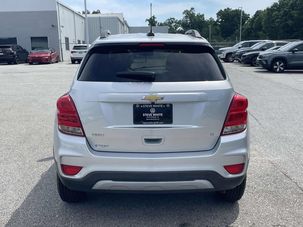 Used 2017 Chevrolet Trax LT FWD image 5