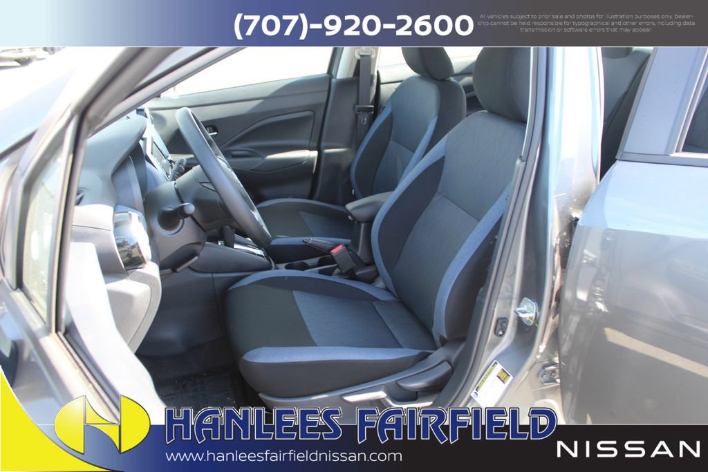 New 2025 Nissan Versa SV w/ Trunk Package FWD image 12