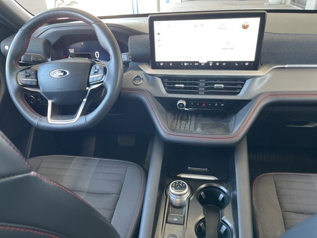Used 2025 Ford Explorer ST-Line w/ Premium Package image 23