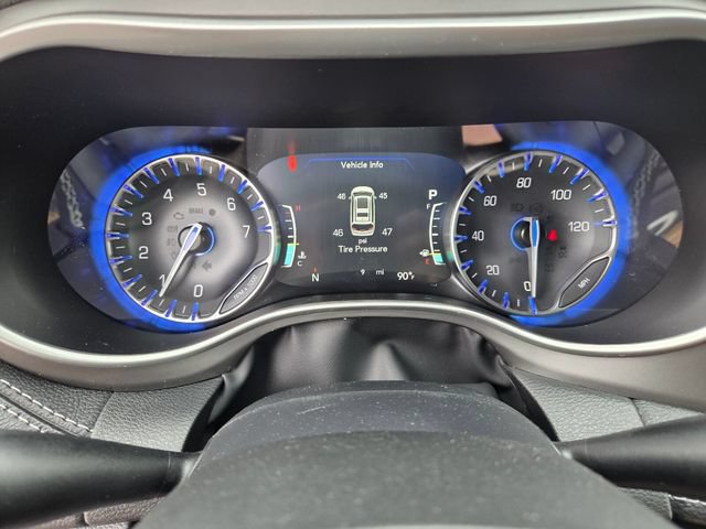 New 2027 Chrysler Pacifica Select w/ Family Tech Group FWD image 30