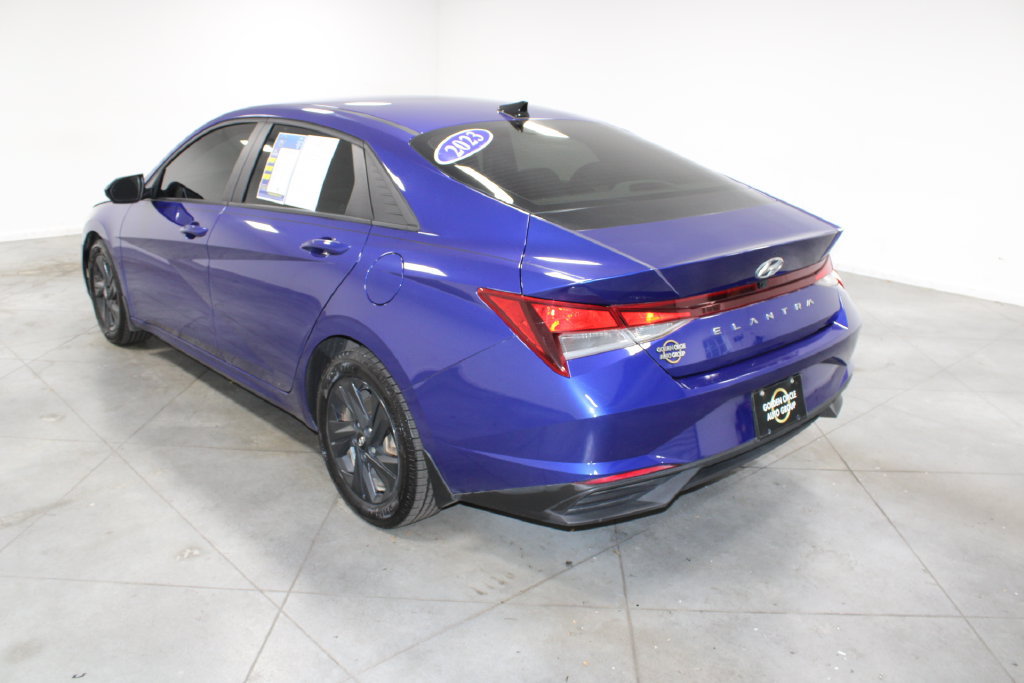 Used 2023 Hyundai Elantra SEL FWD image 7
