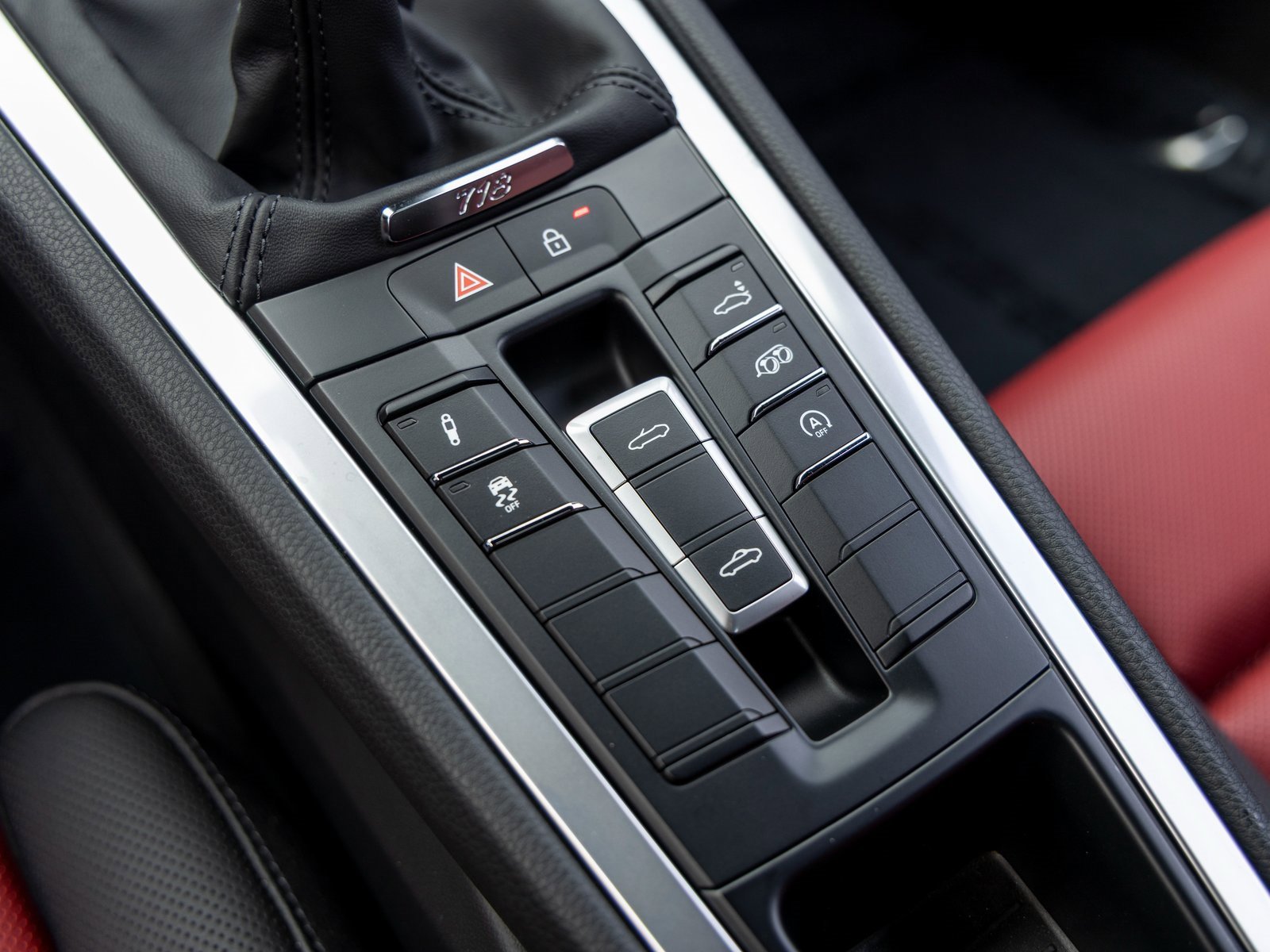 Certified 2025 Porsche 718 Boxster S image 38