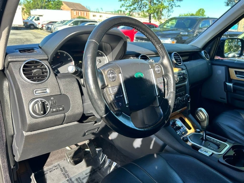 Used 2013 Land Rover LR4 HSE AWD/4WD image 22