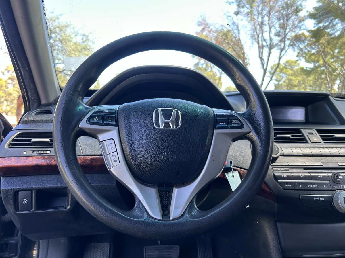 Used 2012 Honda Crosstour EX image 11