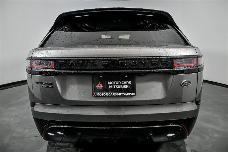 Used 2018 Land Rover Range Rover Velar R-Dynamic SE AWD/4WD image 9