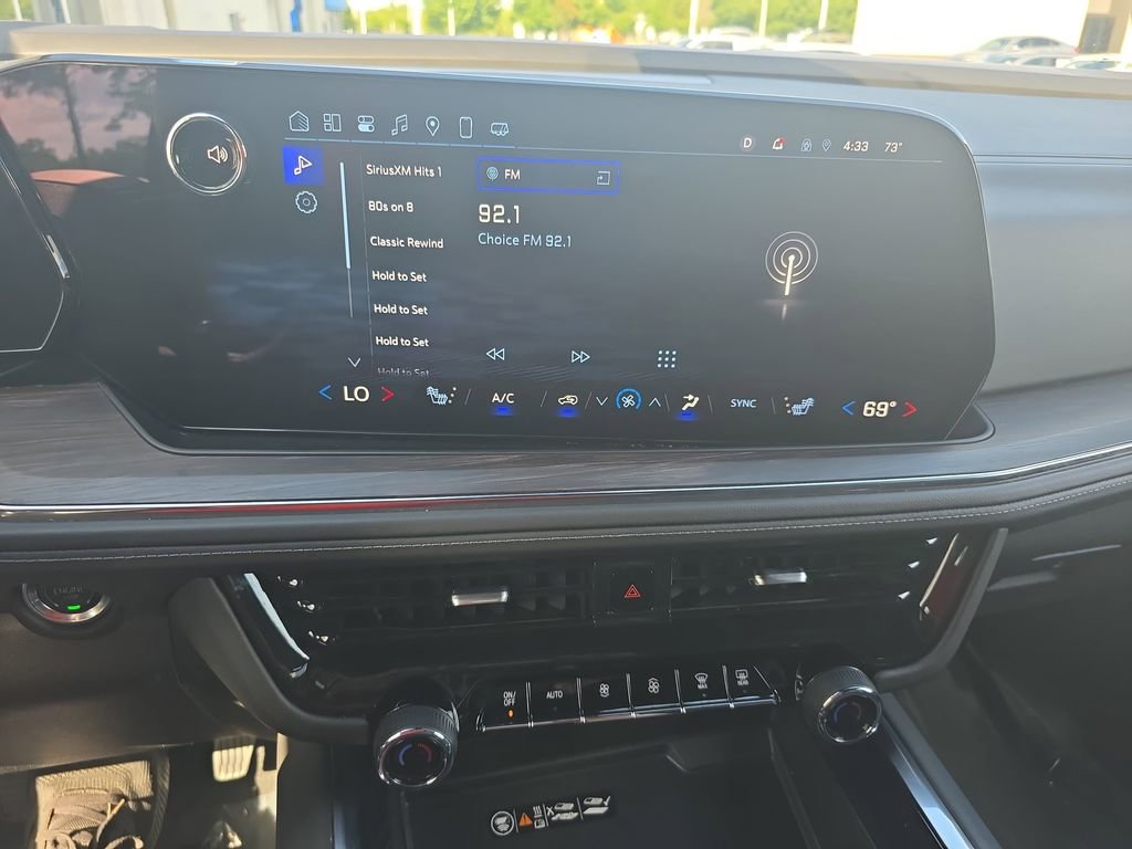 Used 2025 Chevrolet Tahoe LT AWD/4WD image 21