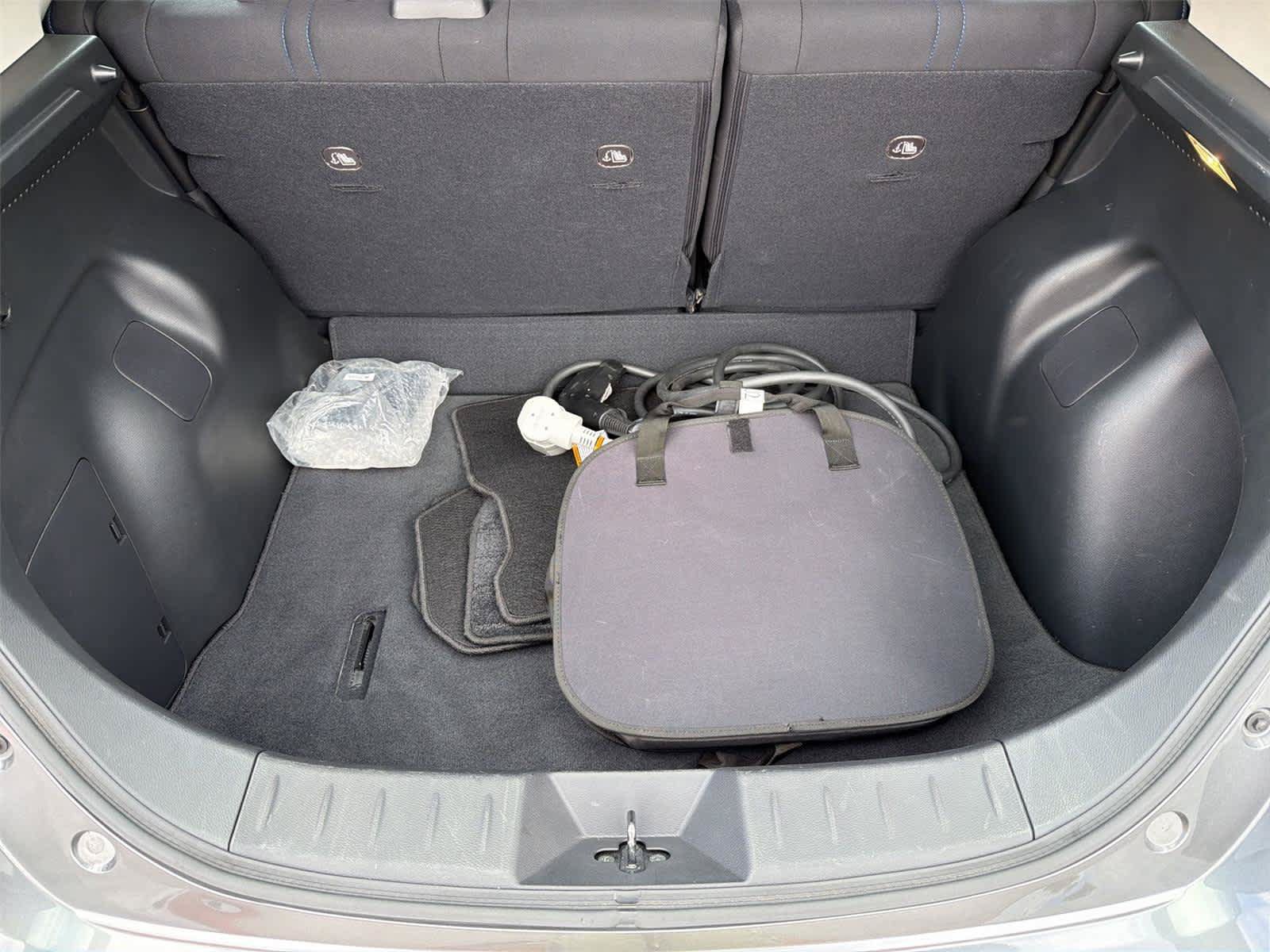 Used 2025 Nissan Leaf S FWD image 20