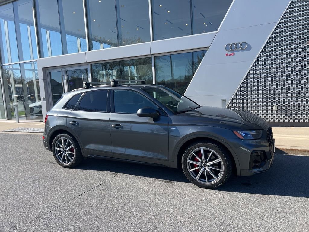 Used 2024 Audi Q5 e Premium Plus AWD/4WD image 11