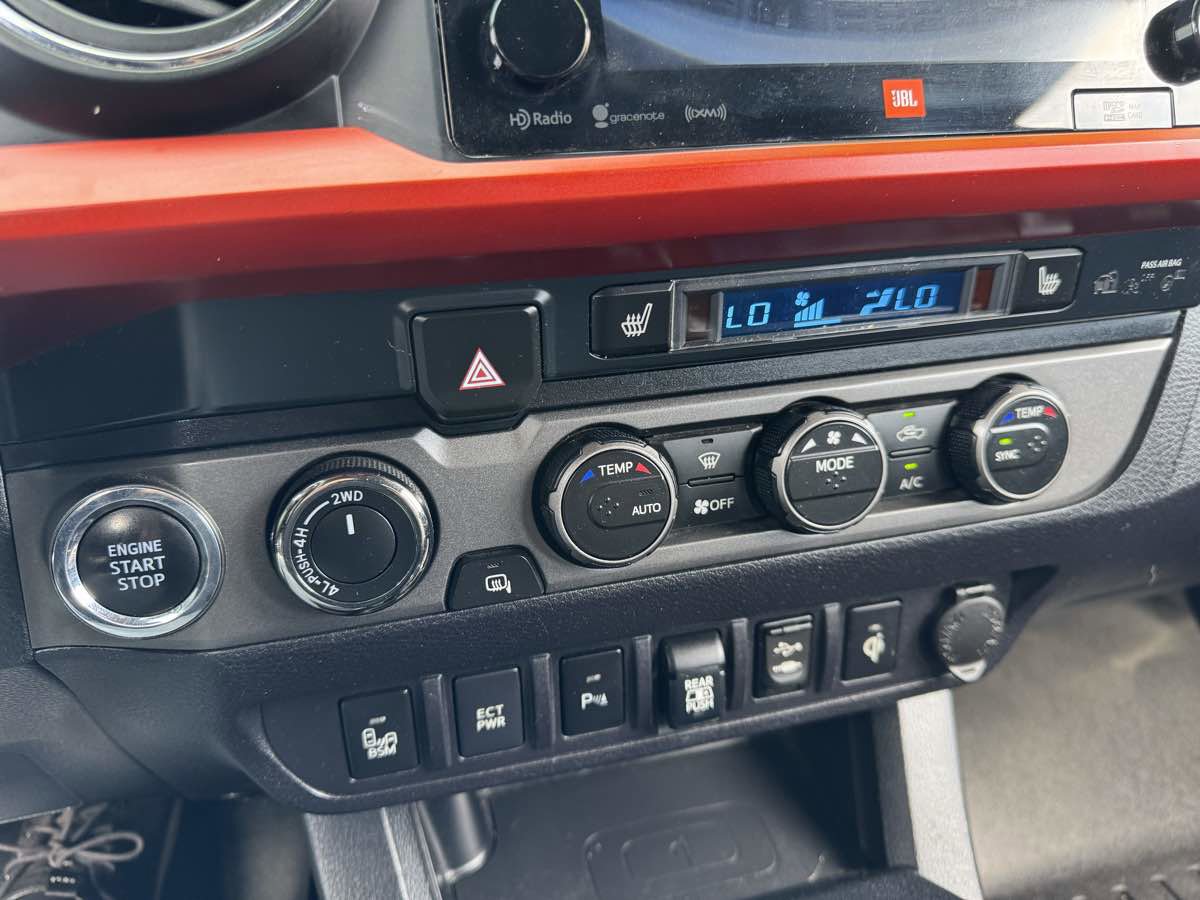 Used 2019 Toyota Tacoma TRD Sport w/ TRD Premium Sport Package image 28