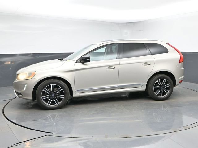 Used 2017 Volvo XC60 T5 Dynamic FWD image 6