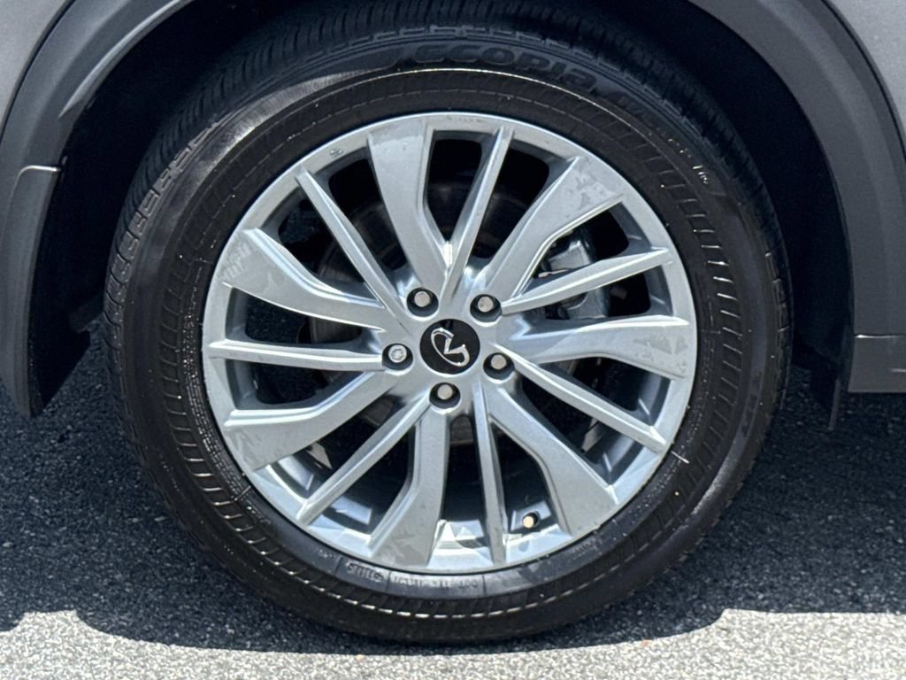 Used 2024 INFINITI QX50 Luxe w/ Accent Package AWD/4WD image 29