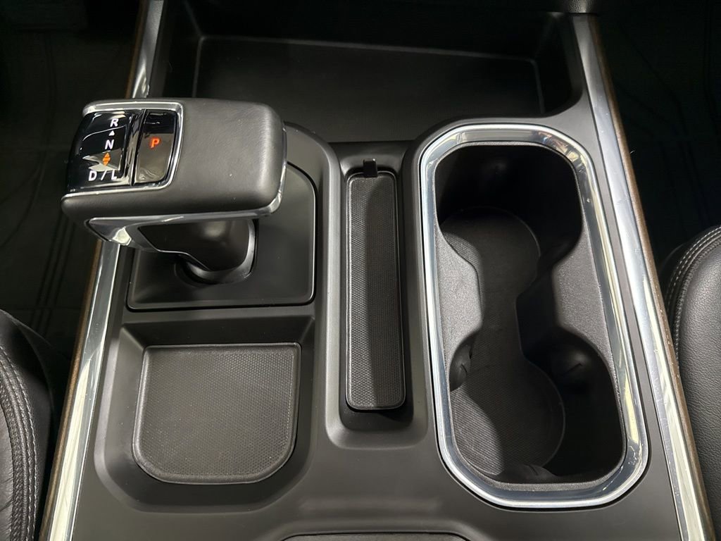 Used 2024 Chevrolet Silverado 1500 High Country w/ Midnight Edition image 27