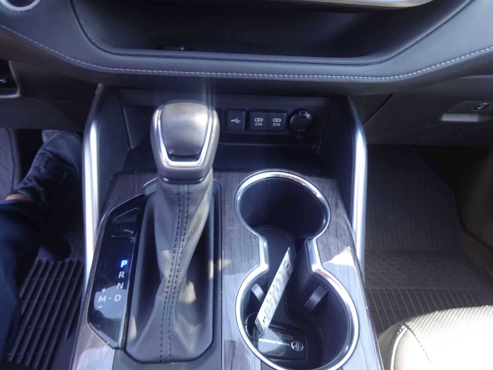 Used 2021 Toyota Highlander Platinum image 23