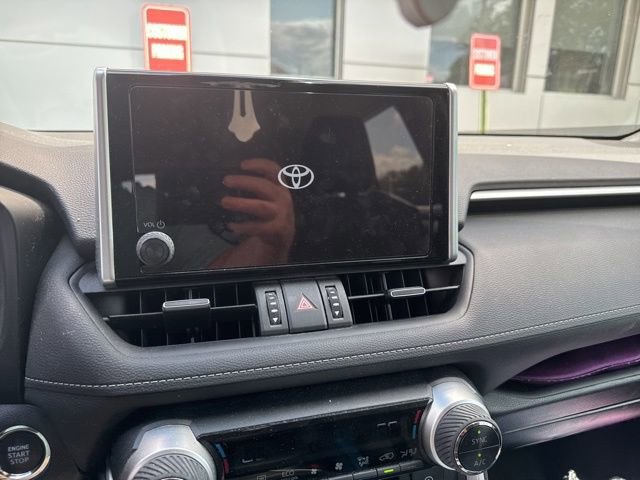 Used 2023 Toyota RAV4 XLE Premium FWD image 30