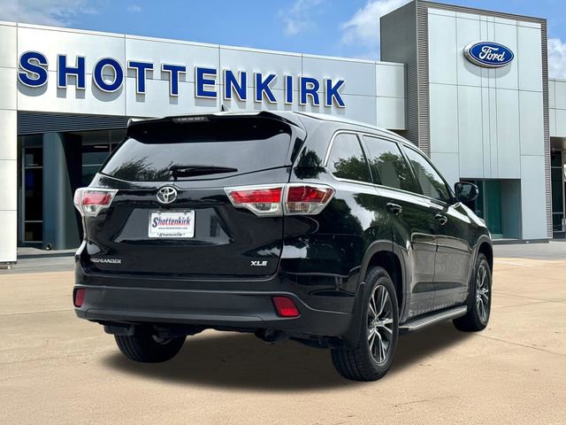 Used 2016 Toyota Highlander XLE FWD image 8
