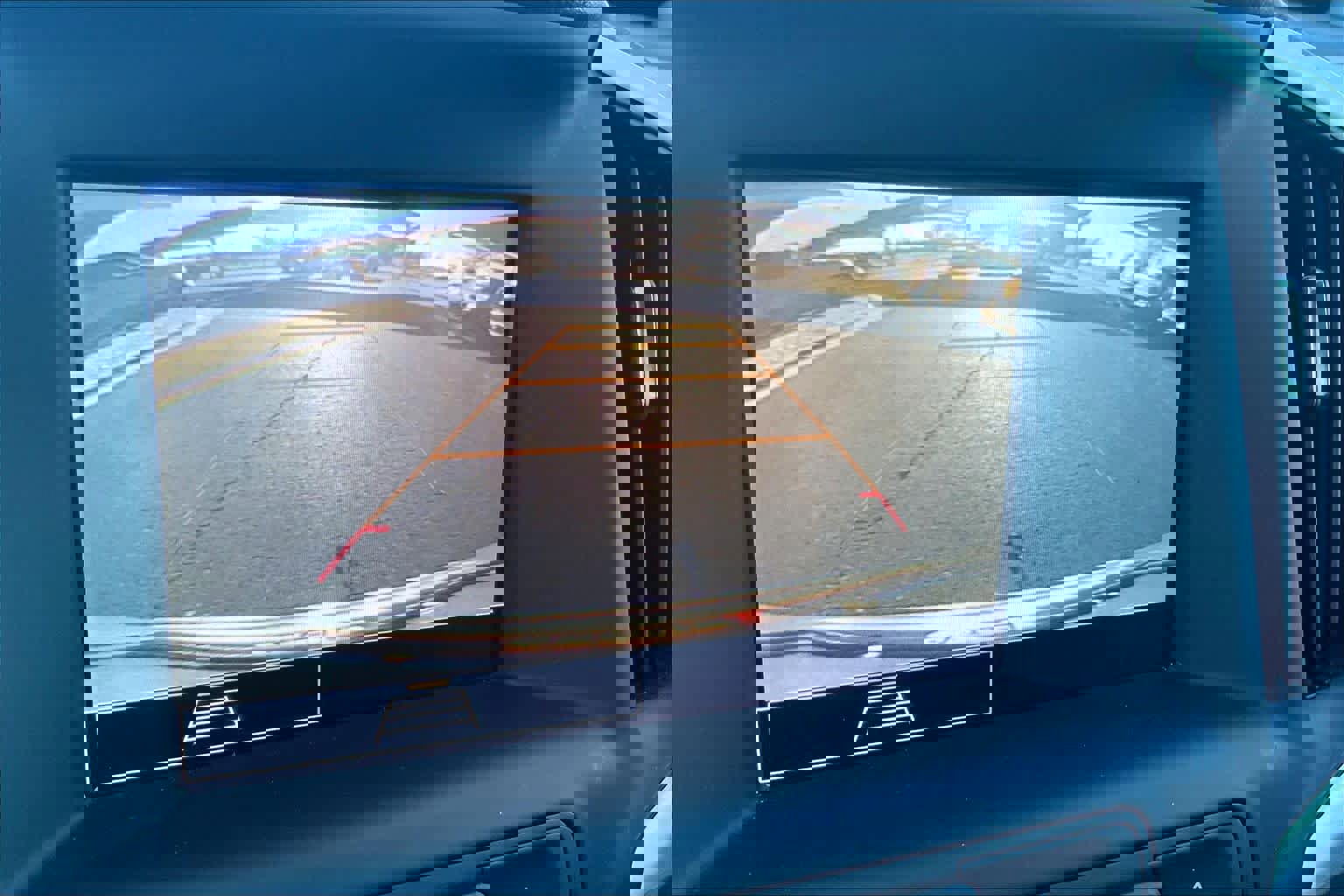 Used 2024 GMC Terrain SLE image 27