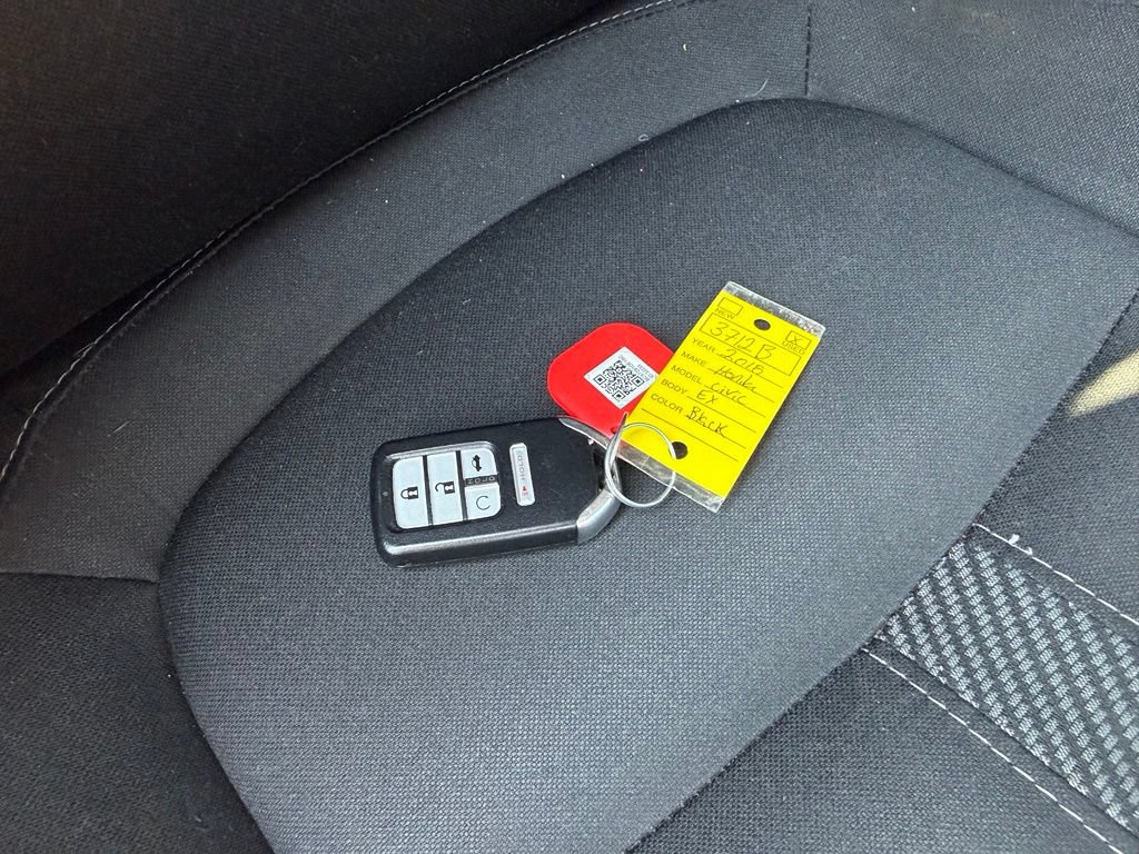 Used 2018 Honda Civic EX image 41