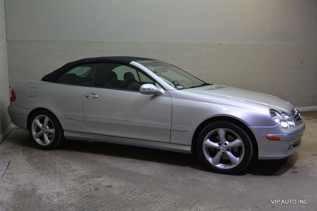 Used 2005 Mercedes-Benz CLK 320 Cabriolet image 29