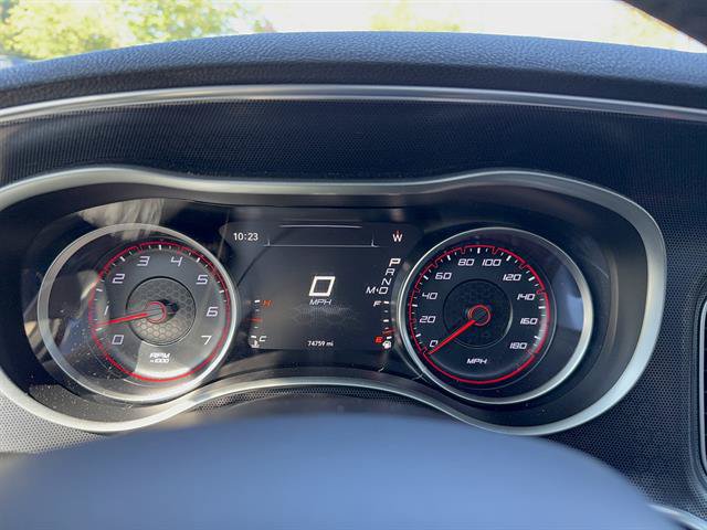 Used 2016 Dodge Charger R/T Scat Pack w/ Technology Group RWD image 11