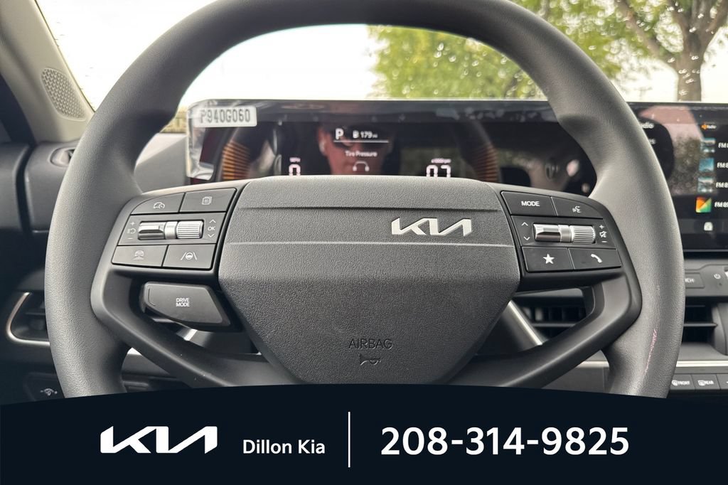 New 2026 Kia K4 FWD image 24