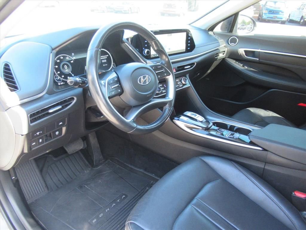 Used 2023 Hyundai Sonata Limited w/ Cargo Package image 16