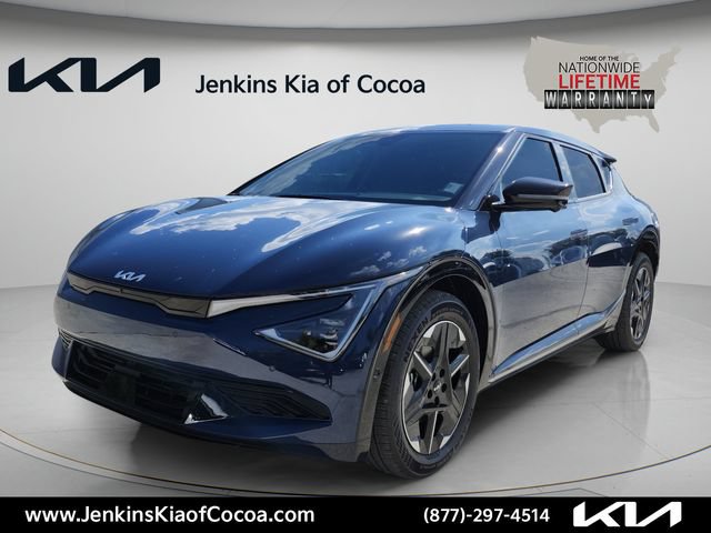 New 2026 Kia EV6 Wind RWD image 11