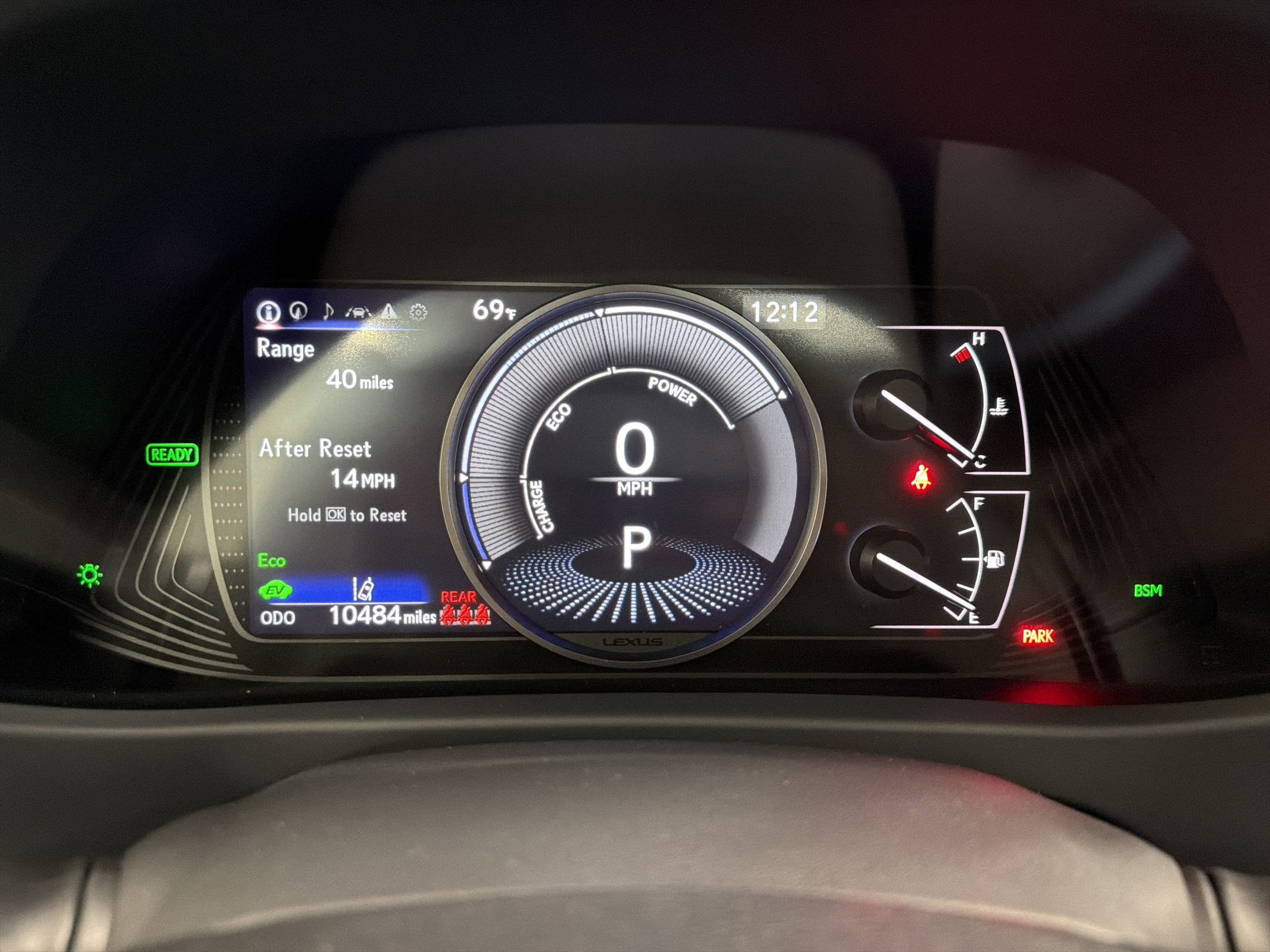 Certified 2023 Lexus UX 250h FWD w/ Accessory Package (Z2) image 19