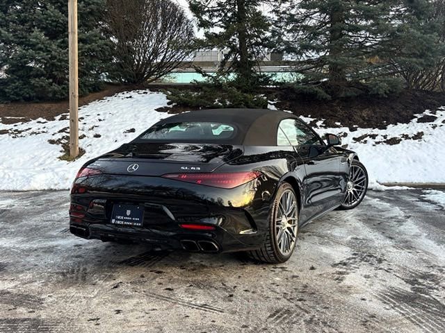 Used 2022 Mercedes-Benz SL 63 AMG 4MATIC image 5