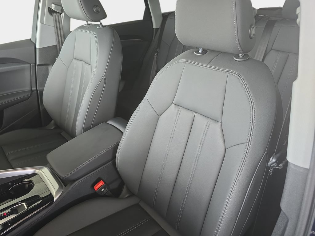 Certified 2025 Audi Q5 Premium w/ Convenience Package AWD/4WD image 19