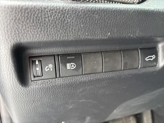 Certified 2019 Toyota RAV4 XLE Premium image 17