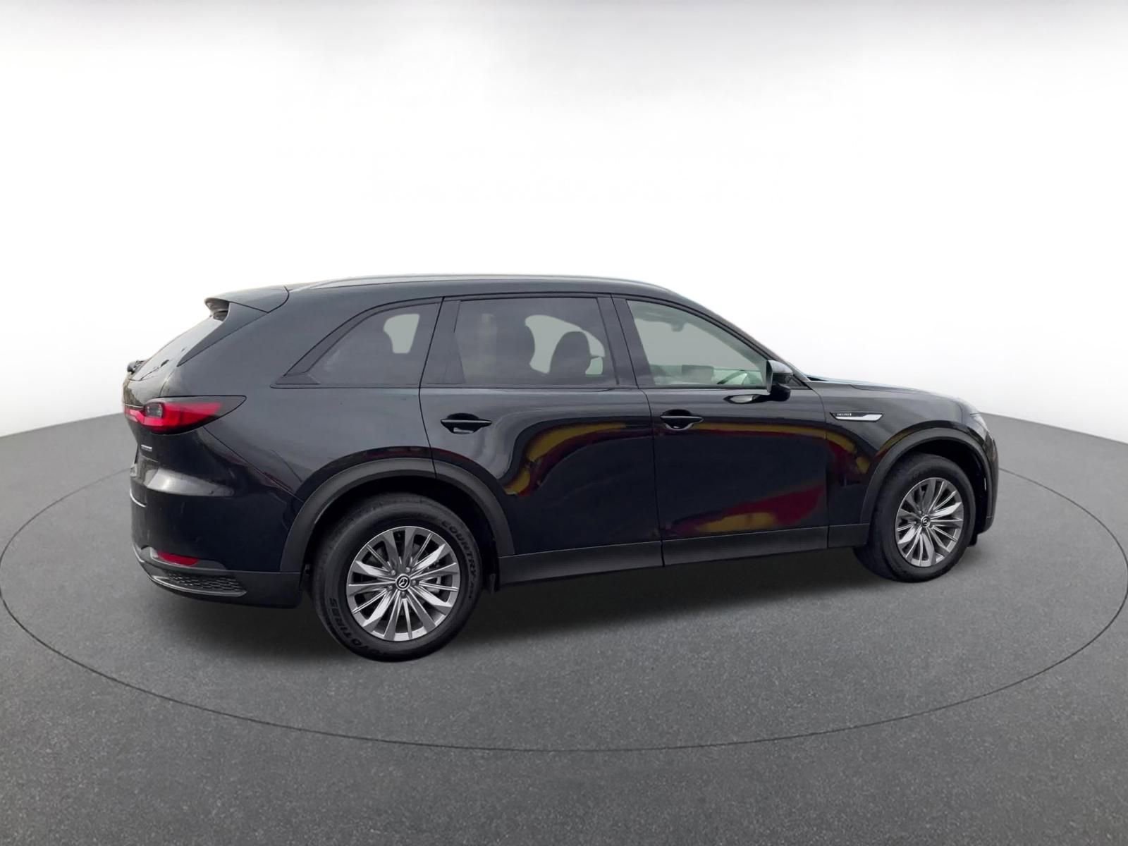 Used 2025 MAZDA CX-90 3.3 Turbo w/ Preferred Package image 14