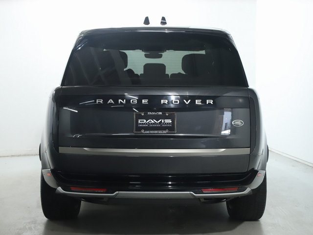 Used 2023 Land Rover Range Rover SE AWD/4WD image 7
