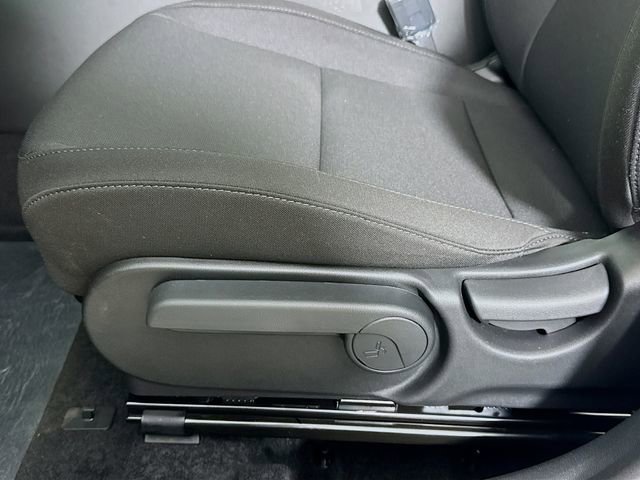 New 2026 Hyundai Kona SE AWD/4WD image 15