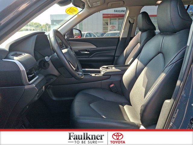 Certified 2024 Toyota Grand Highlander AWD image 15