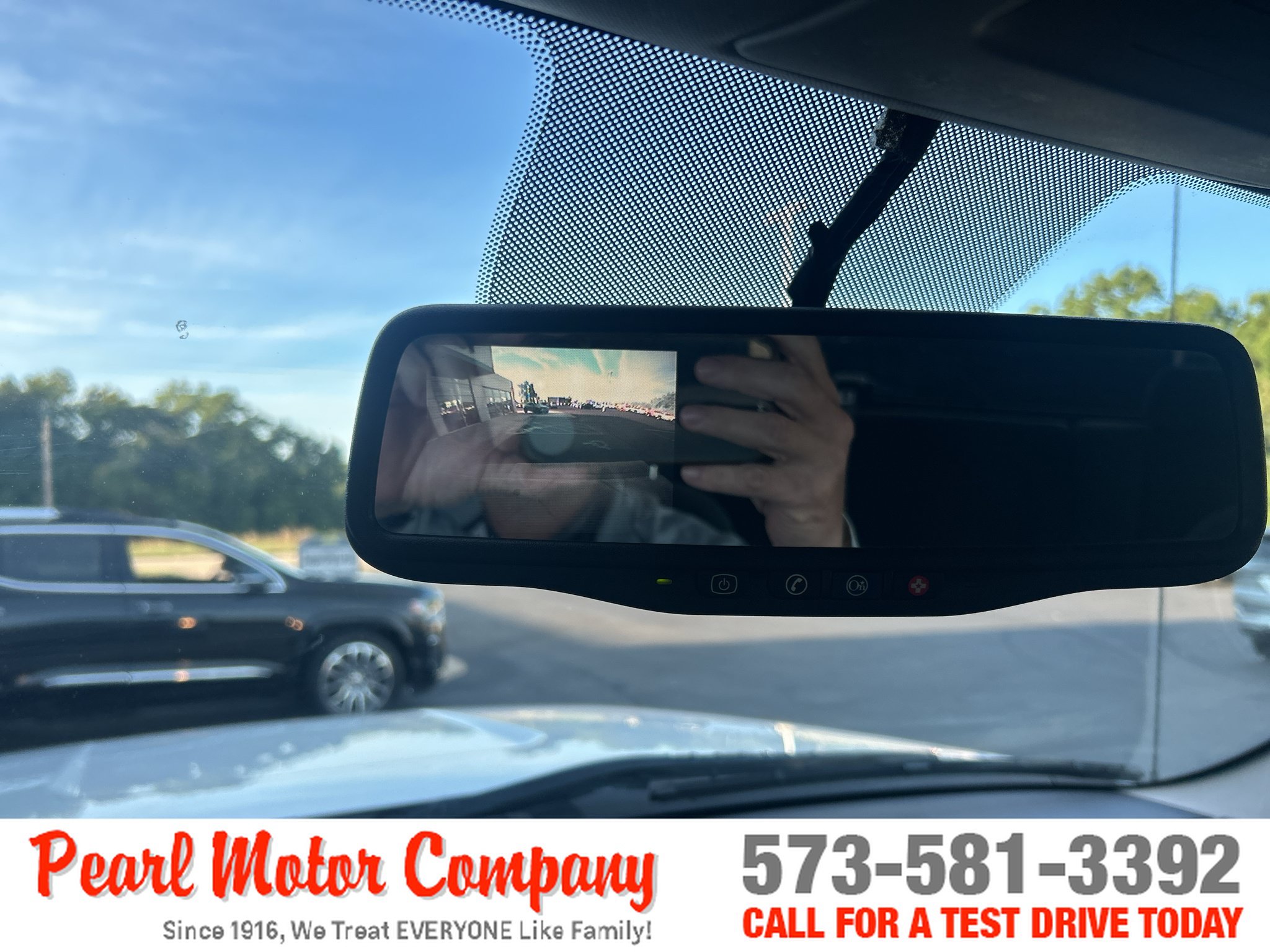 Used 2009 GMC Sierra 2500 SLE w/ Convenience Package AWD/4WD image 17