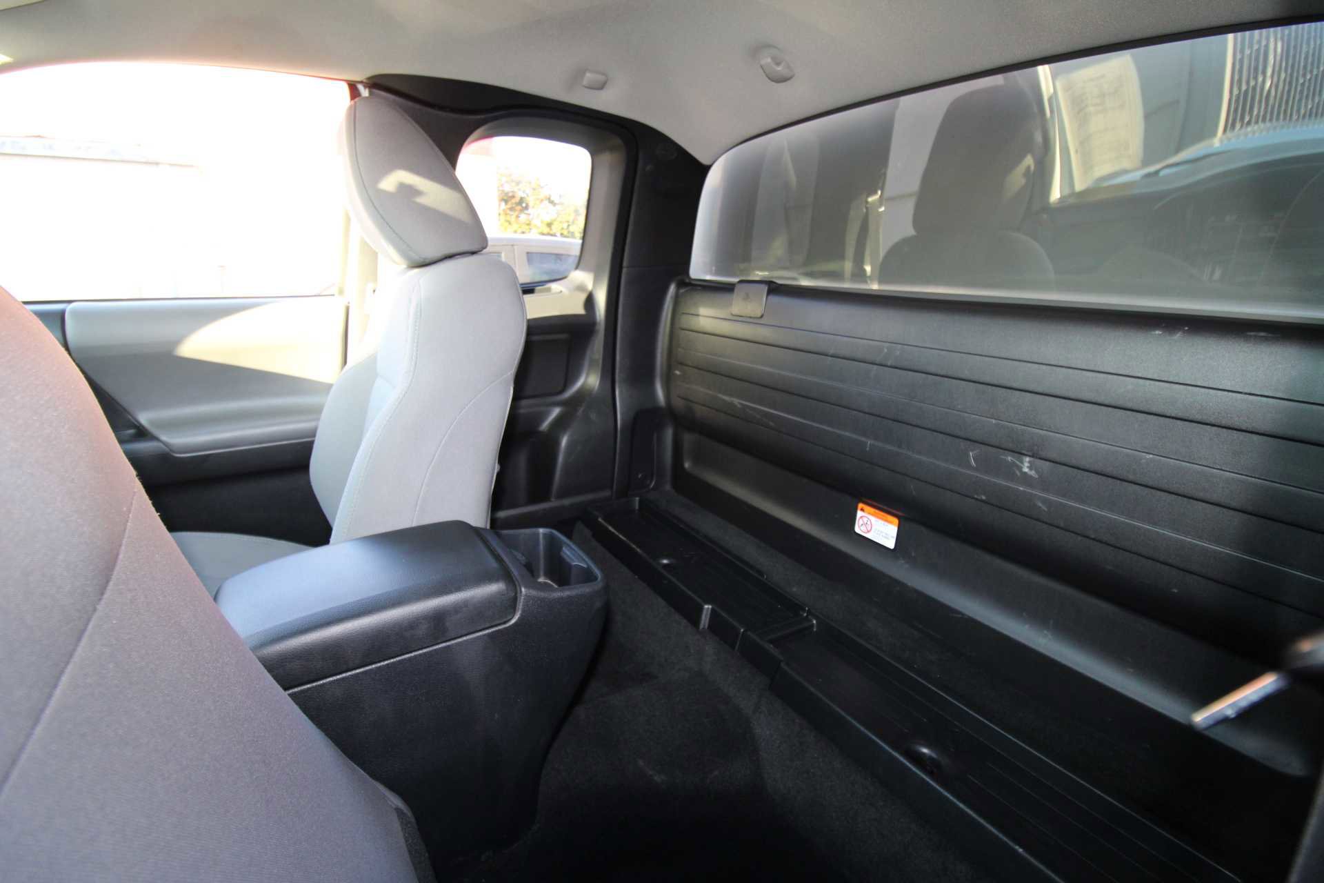 Used 2020 Toyota Tacoma SR image 44