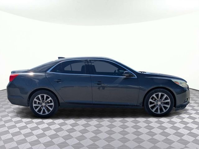 Used 2015 Chevrolet Malibu LT FWD image 3