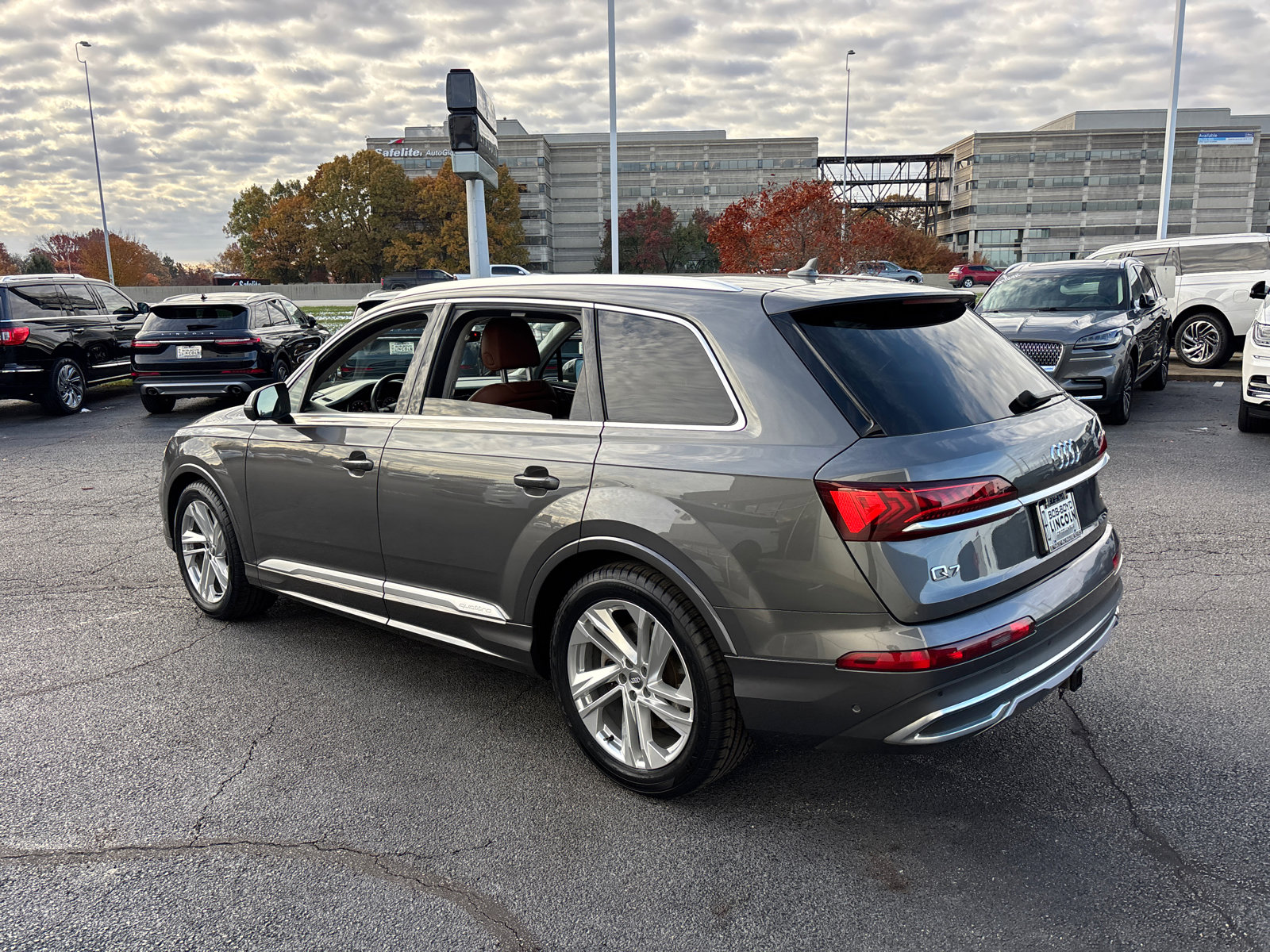 Used 2020 Audi Q7 3.0T Prestige w/ Prestige Package image 5
