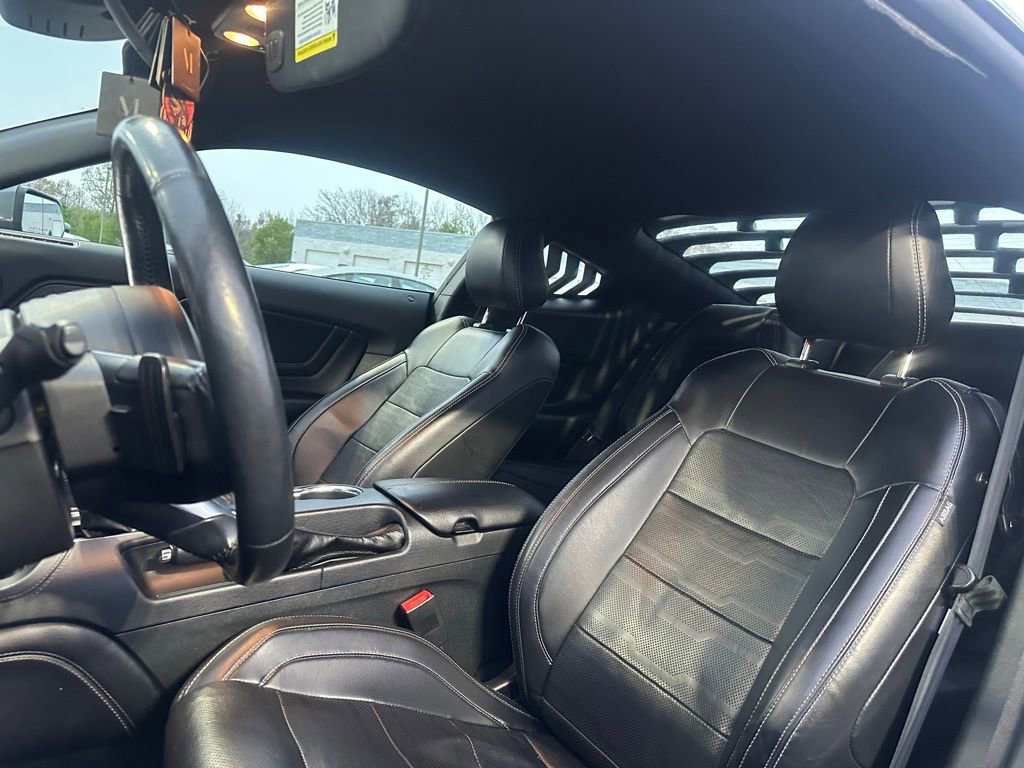 Used 2021 Ford Mustang Premium w/ 2.3L High Performance Package image 25