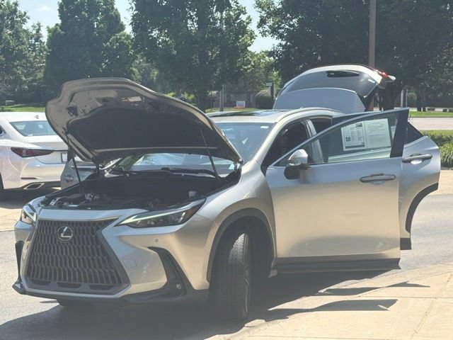 Used 2022 Lexus NX 250 AWD image 10