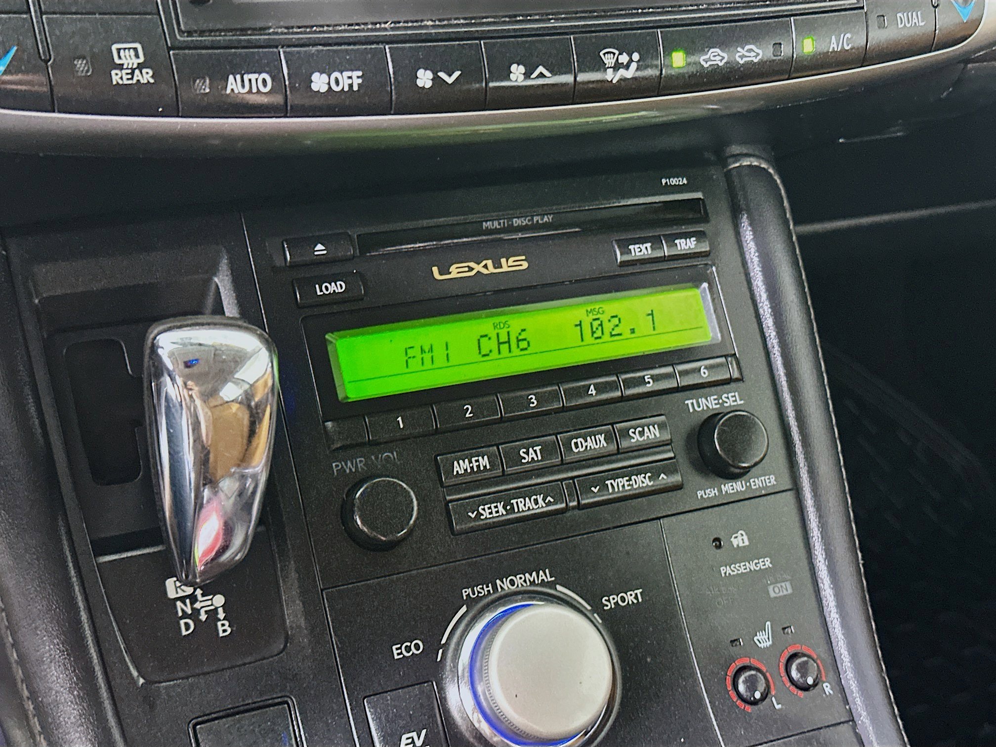 Used 2011 Lexus CT 200h Premium w/ Premium Audio Pkg FWD image 21