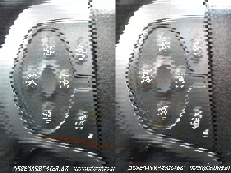 Used 2018 Chevrolet Suburban Premier image 29