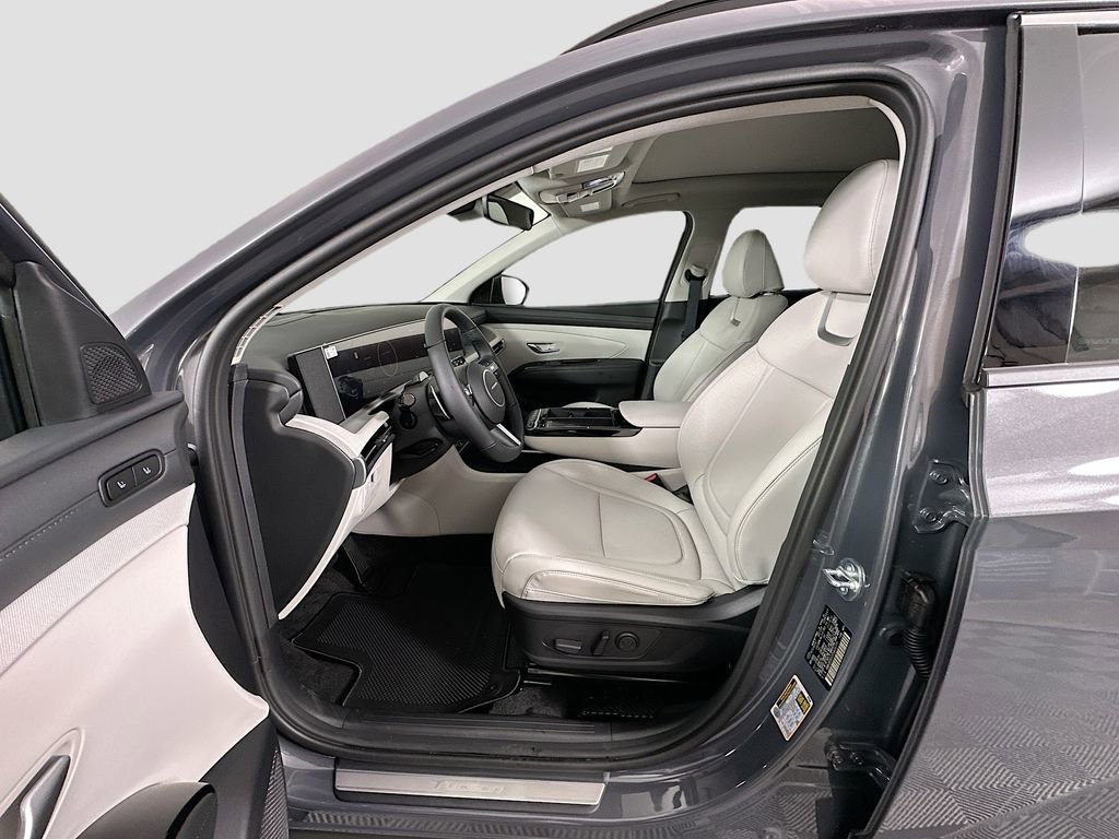 New 2026 Hyundai Tucson Limited w/ Tow & Go Package image 16
