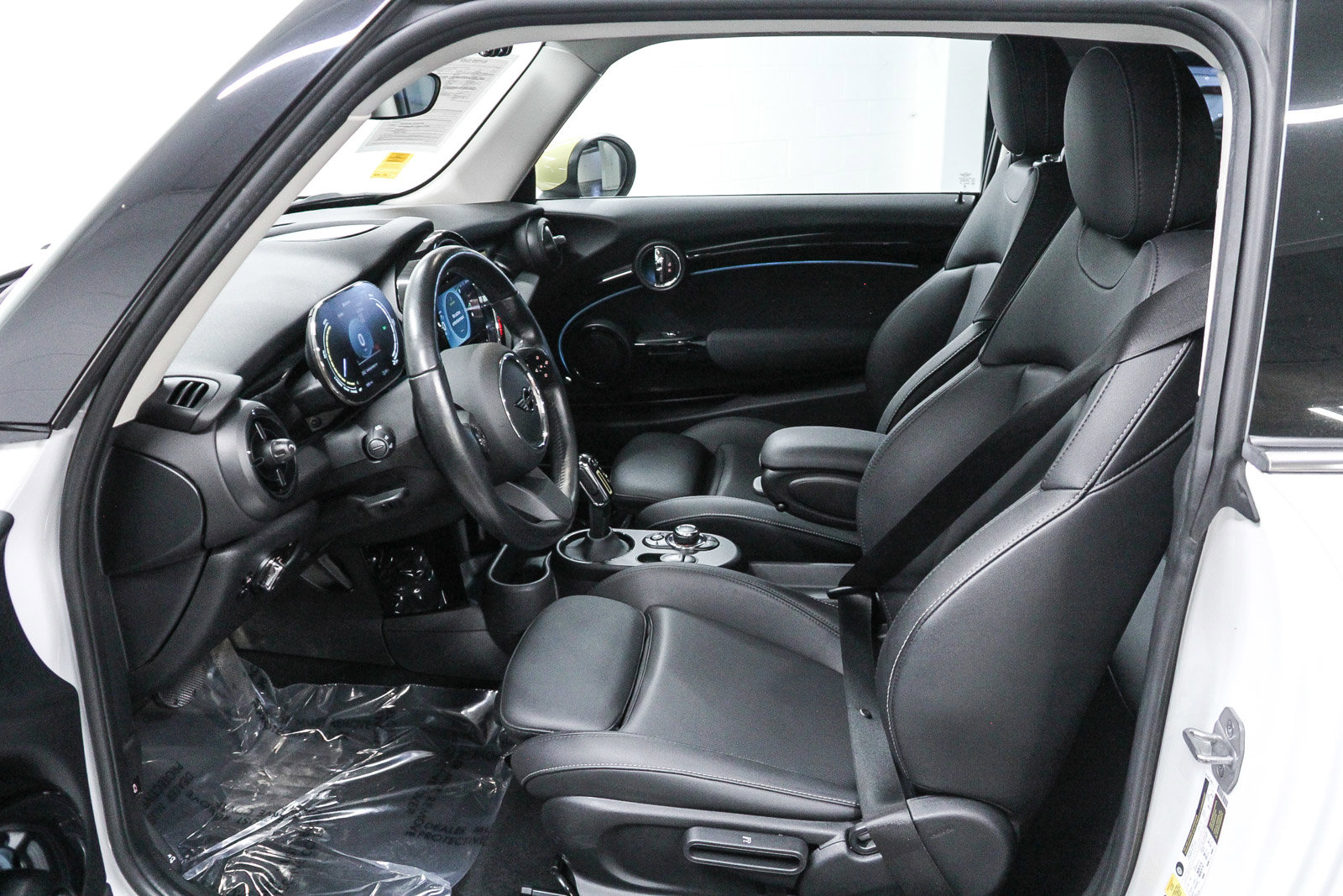 Used 2024 MINI Cooper SE image 18