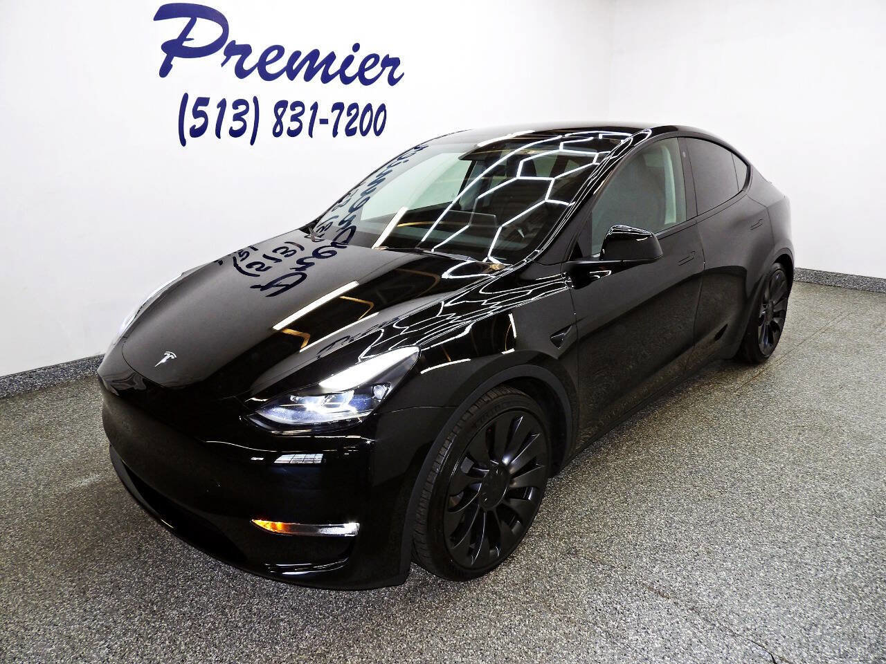 Used 2023 Tesla Model Y Performance AWD/4WD image 1