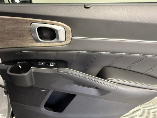 Used 2023 Kia Sorento SX Prestige image 43