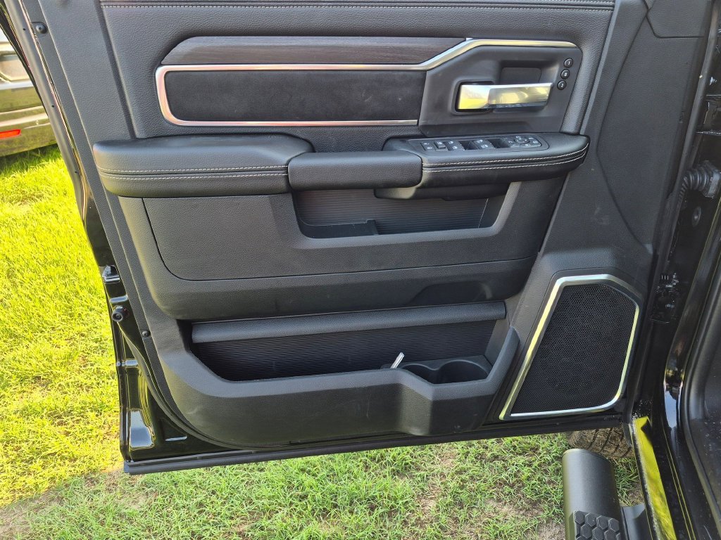 New 2026 RAM 3500 Laramie w/ Night Edition AWD/4WD image 10